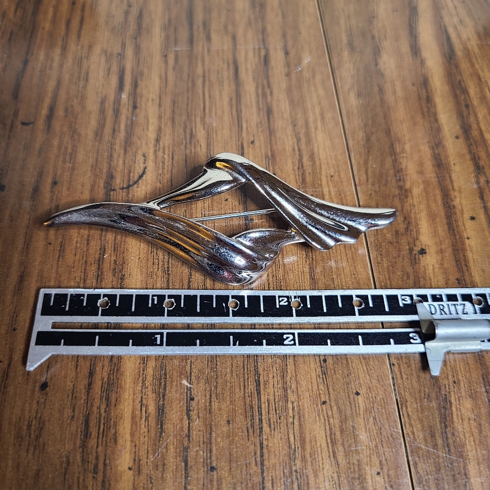 Trifari Silver Brooch - Picture 2 of 5